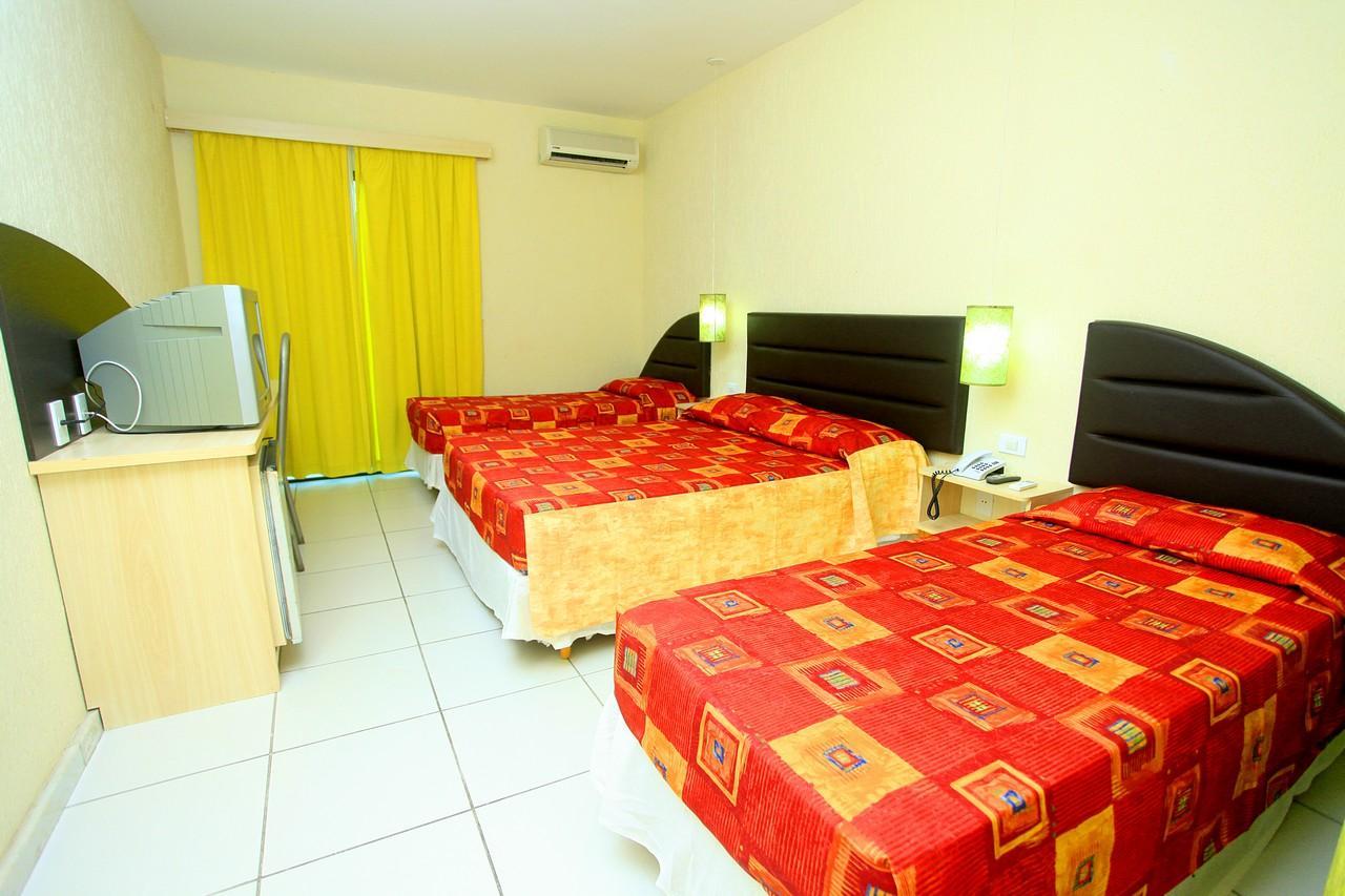 Fênix Hotel 3*
